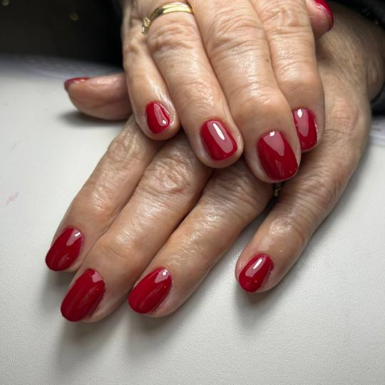 Glow Differently usluga