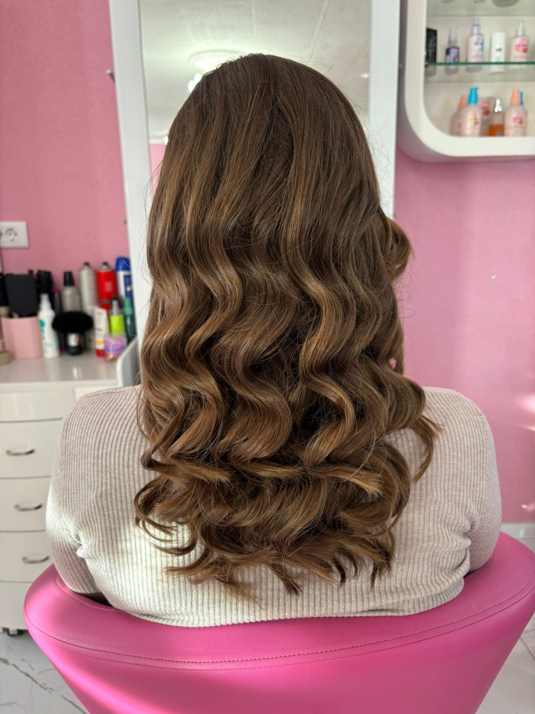 Beauty Studio Amina #zagreb Uvijanje, kovrče i valovi Valovi / kovrče na presu / figaro - duga kosa