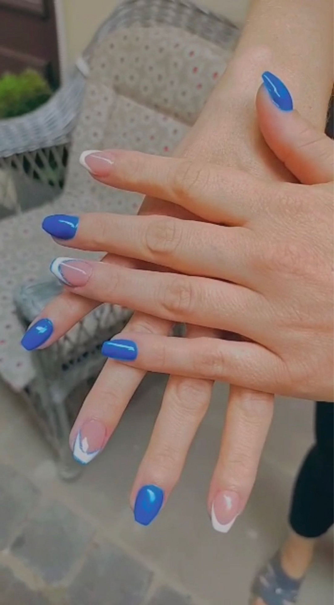 Vision of You 2.0 #zagreb Izlivanje noktiju Njega nogu: lakiranje noktiju s estetskom manikurom