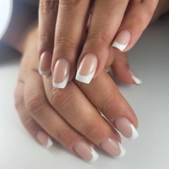 ARIEN Nail Studio #cakovec Nadogradnja noktiju Ugradnja noktiju - M dužina