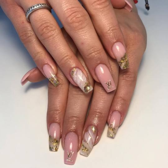 Manikura #zagreb Ukrašavanje noktiju Inkapsulacije / zidani french - set