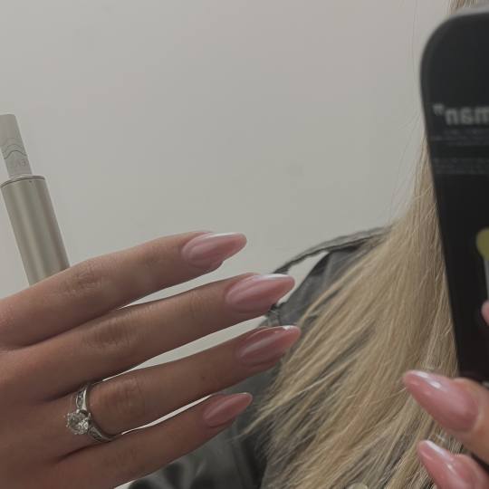 LANA beauty #zagreb Izlivanje noktiju Nadopuna noktiju - S / M dužina .