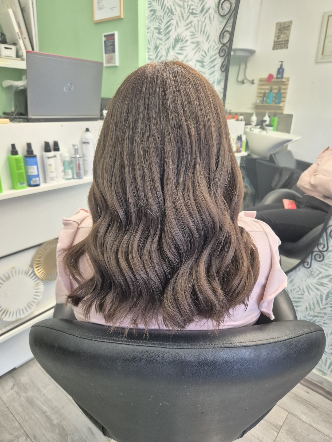 Cik Cak #zagreb Bojanje kose Bojanje cijele duzine+ fen frizura - kratka kosa