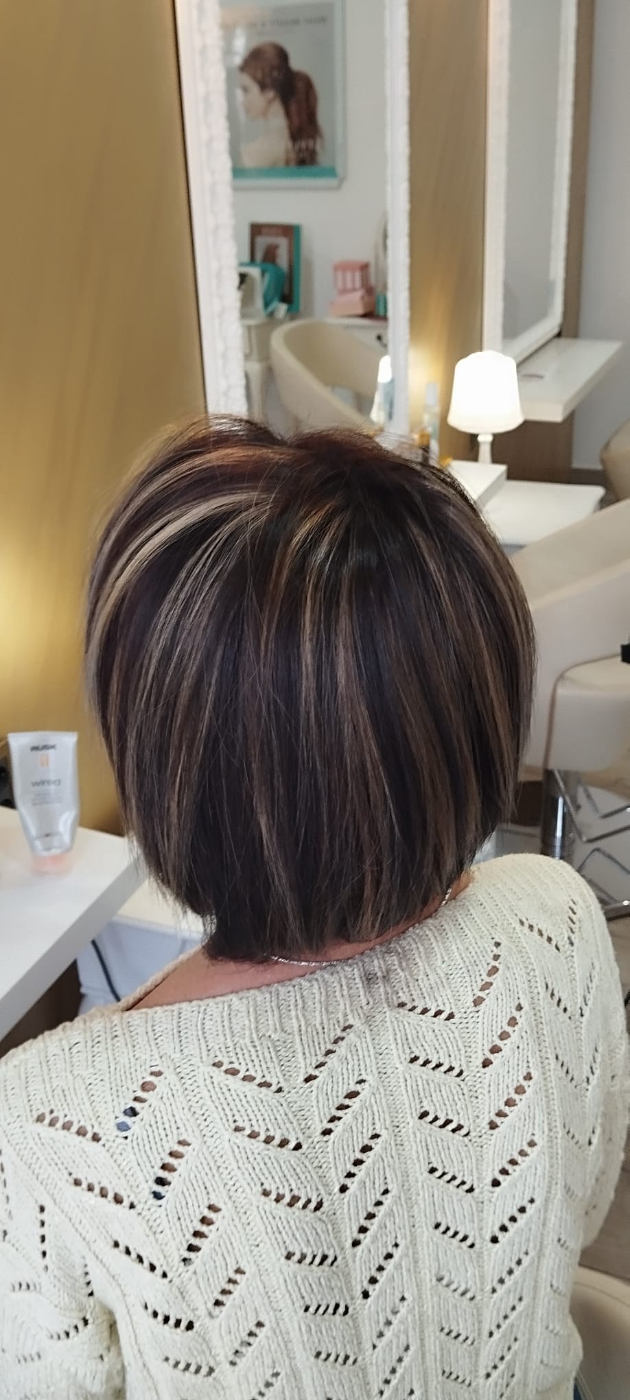 Hairlookboutique #zagreb Bojanje kose Bojanje cijele dužine + pramenovi na foliju - poluduga kosa