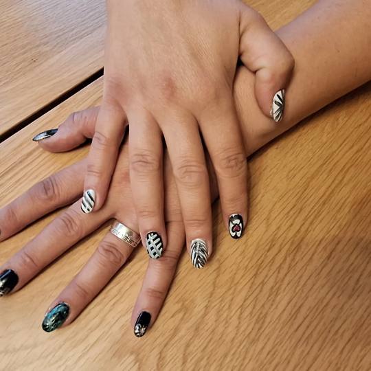 Zvončica #rijeka Gel lak Trajni lak - ruke