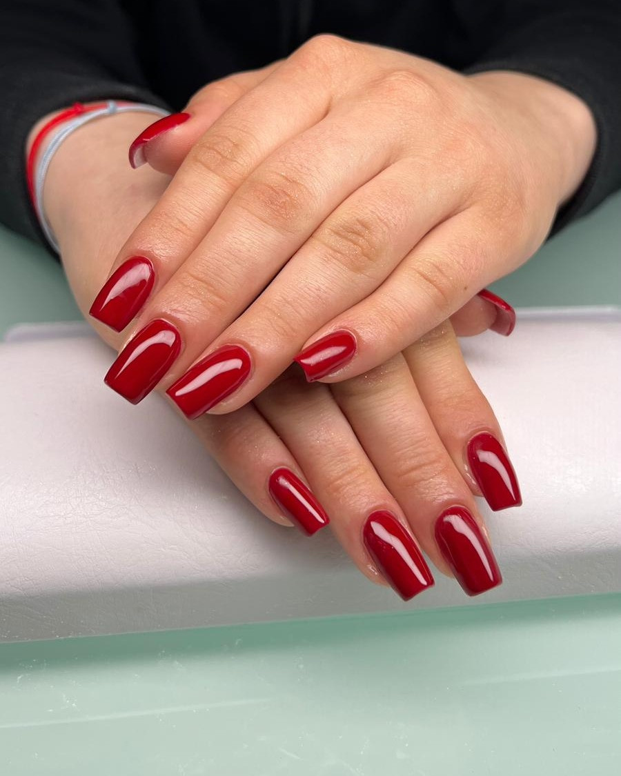 Beauty Centar Miss #zagreb Izlivanje noktiju Izlivanje noktiju gelom - M dužina