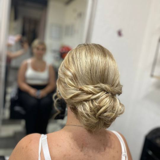 Studio Lara #velika-gorica Svečane i frizure za svadbu Punđa - duga kosa