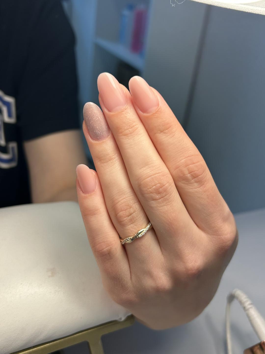 Ugradnja noktiju - M dužina - LoveGlam beauty studio, Zagreb Manikura Nokti Manikura, Zagreb, Donji grad - Centar
