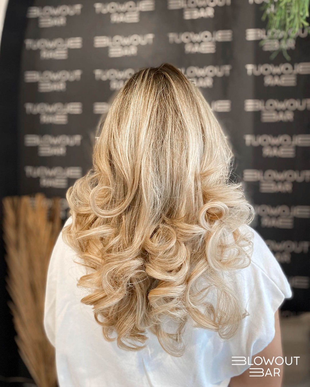 Blowout bar #zagreb Feniranje i stiliziranje Fen frizura + TreatMe ampula