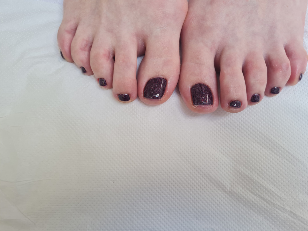 Chic Beauty West #zagreb Estetska pedikura Pedikura + trajni lak