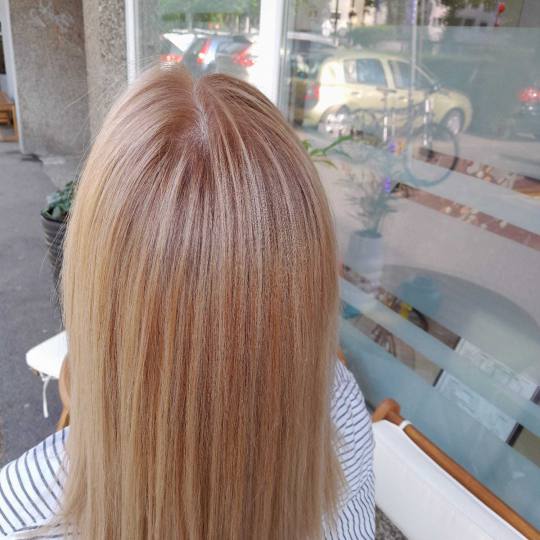 Wikleraj & Frajeraj #zagreb Pramenovi Pramenovi na foliju - poluduga kosa