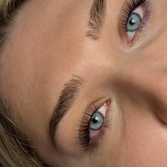 STUDIO NÉA #zagreb Trepavice Korejski lash lift - boja + njega