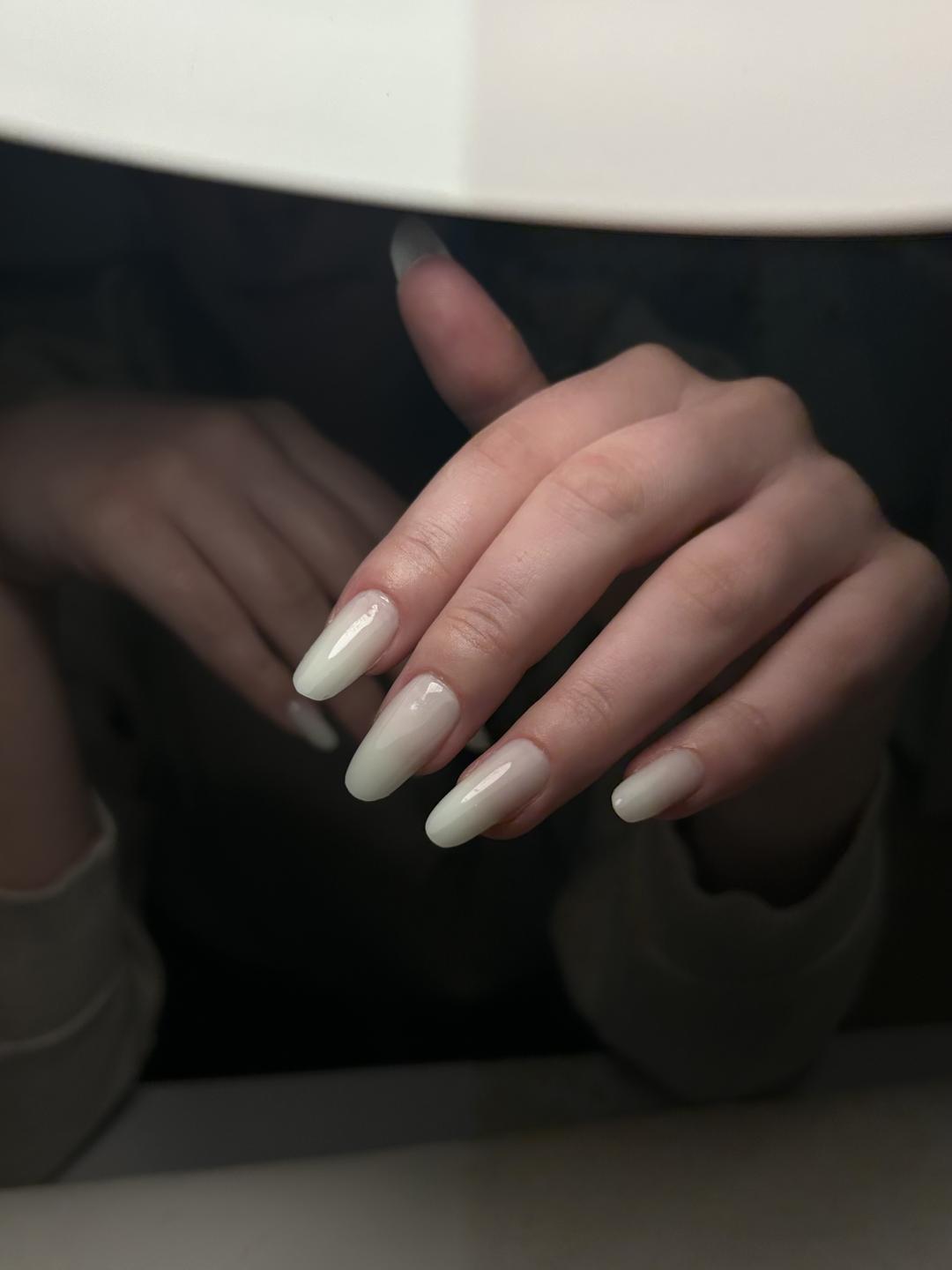 LoveGlam beauty studio #zagreb Manikura Ugradnja noktiju - M dužina