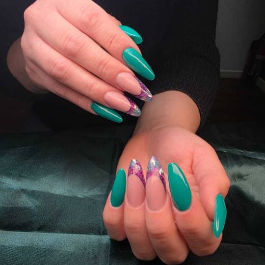 Daniva brow and beauty #zagreb Izlivanje noktiju Ugradnja noktiju gelom - XL dužina xl nokti sa gra