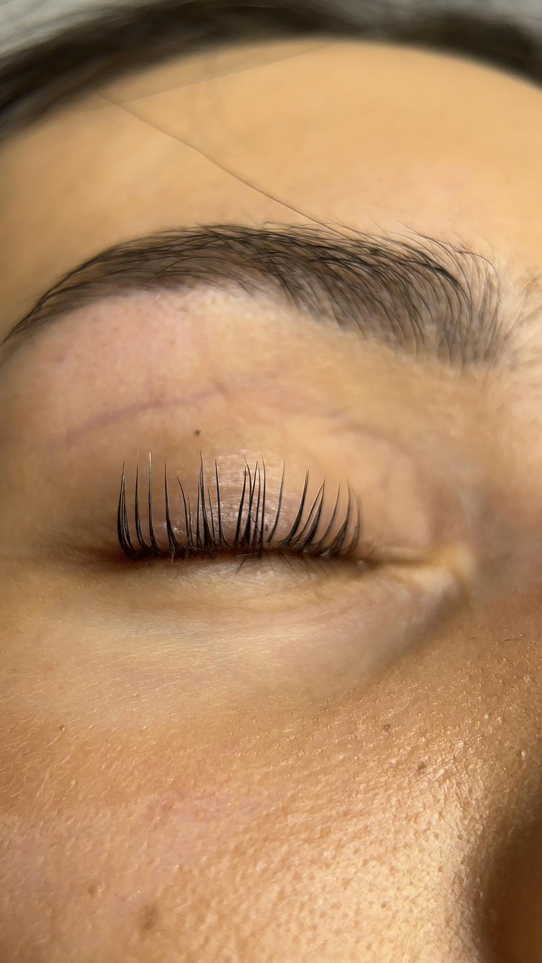 Théa Beauty Spot #zagreb Trepavice Korean lash lift + bojanje trepavica premium bojom