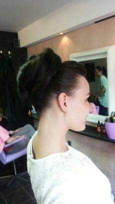 Studio HM #zagreb Njega i ojačavanje kose Svečana frizura