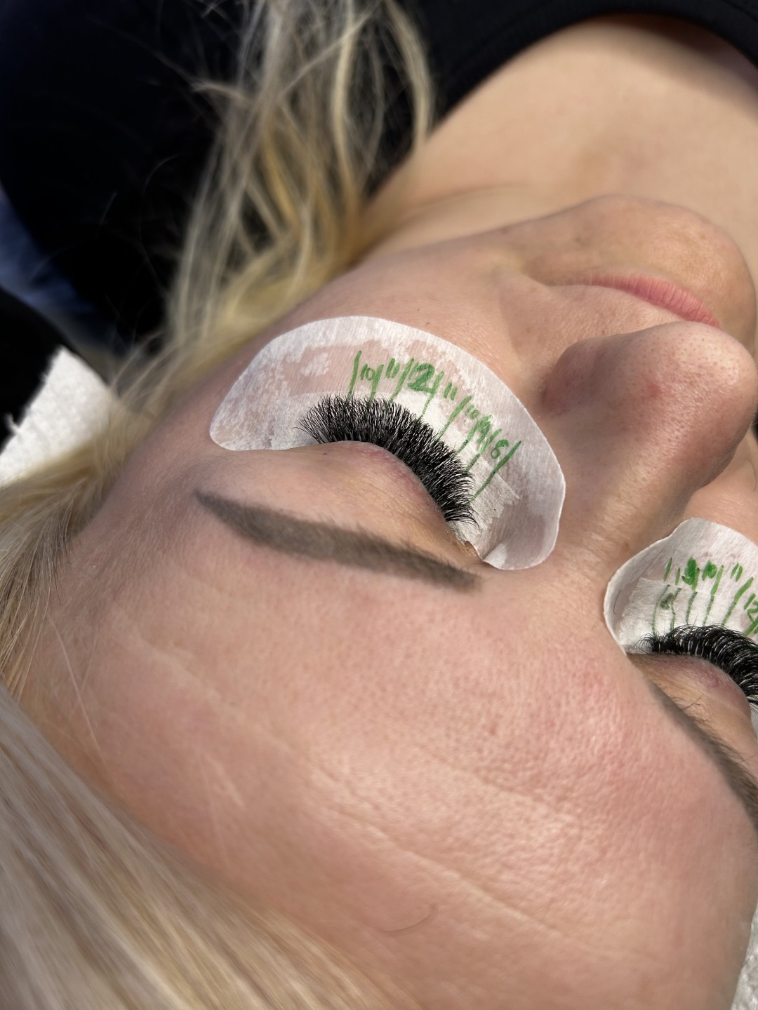 Studio Bellezza #velika-gorica Nadogradnja trepavica Ugradnja volumenskih+ trepavica