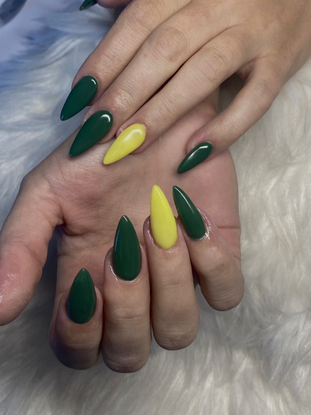 FeelUnique #zagreb Nadogradnja noktiju Ugradnja noktiju gel L dužina