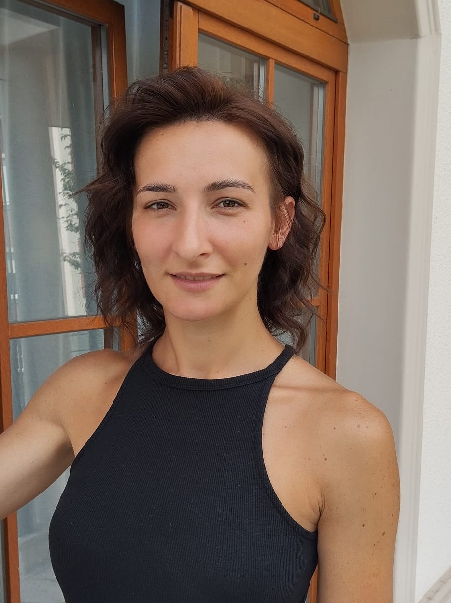 Hairlookboutique #zagreb Feniranje i stiliziranje Valovi - poluduga kosa