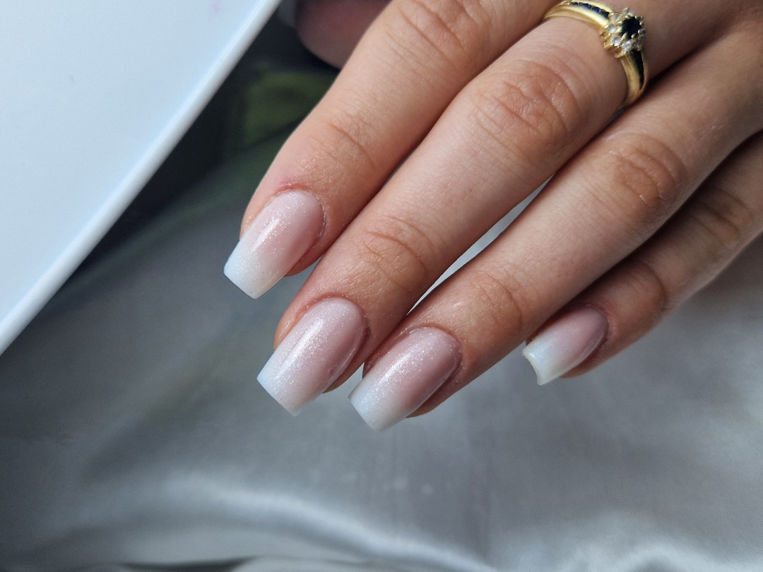 Noktek #zagreb Izlivanje noktiju Nadopuna noktiju - S / M dužina