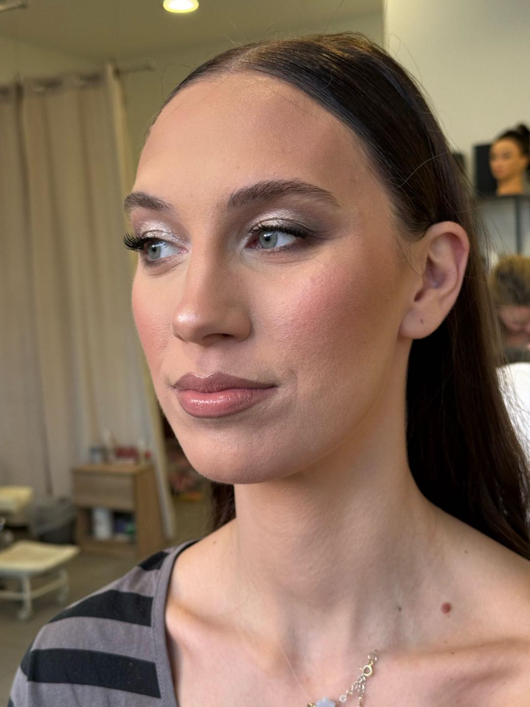 Anny_ni #zagreb Make-up / šminkanje Profesionalno šminkanje - dnevni / noćni make up