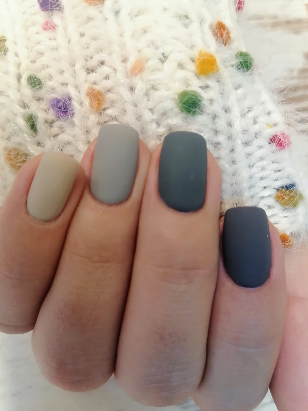 Nail & beauty room #zagreb Gel lak Trajni lak - ruke