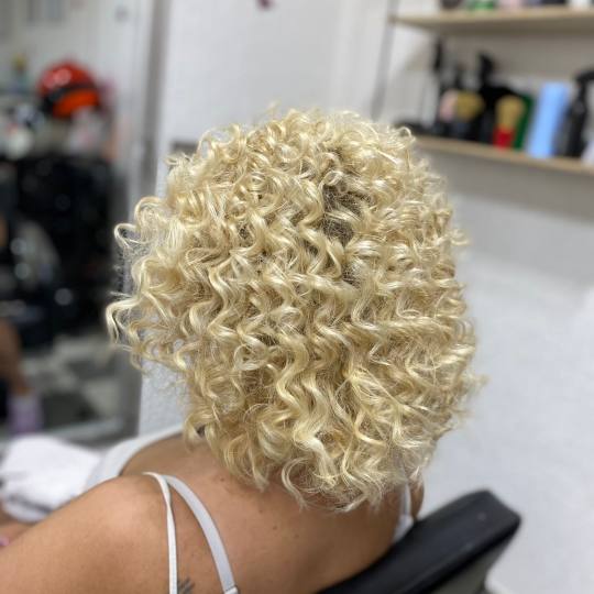 Studio Lara #velika-gorica Svečane i frizure za svadbu Afro frizura - kratka kosa