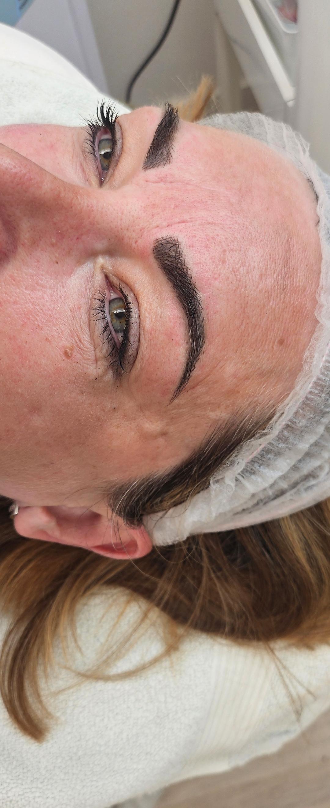 Trajna šminka - iscrtavanje dlačica (hiper realistične obrve) - Cosmoderm & Centar Estetica, Zagreb Trajna šminka Lice Trajna šminka, Zagreb, Trnje