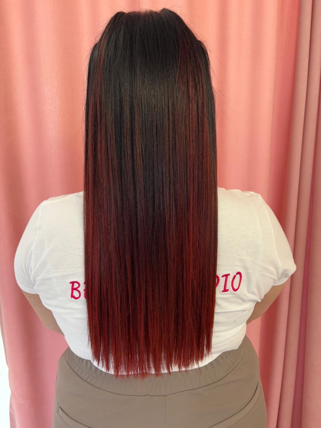 Feniranje na ravno - ekstra duga kosa - Beauty Studio Amina, Zagreb Feniranje i stiliziranje Frizerski saloni Feniranje i stiliziranje, Zagreb, Gornja Dubrava