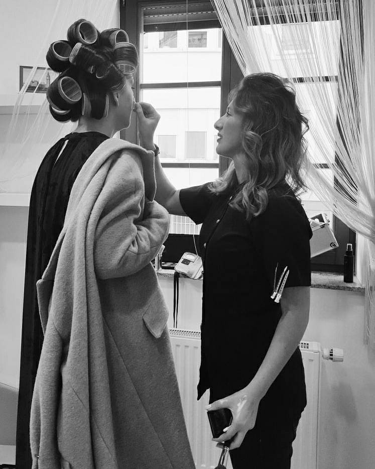 Fen frizura - ekstra duga kosa - Hairlookboutique, Zagreb Feniranje i stiliziranje Frizerski saloni Feniranje i stiliziranje, Zagreb, Novi Zagreb – zapad