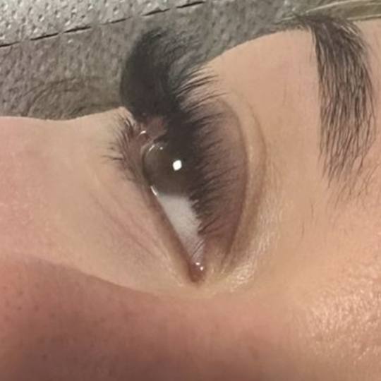 Bad Lilly #zagreb Nadogradnja trepavica Nadopuna volumenskih trepavica - do 3 tjedna