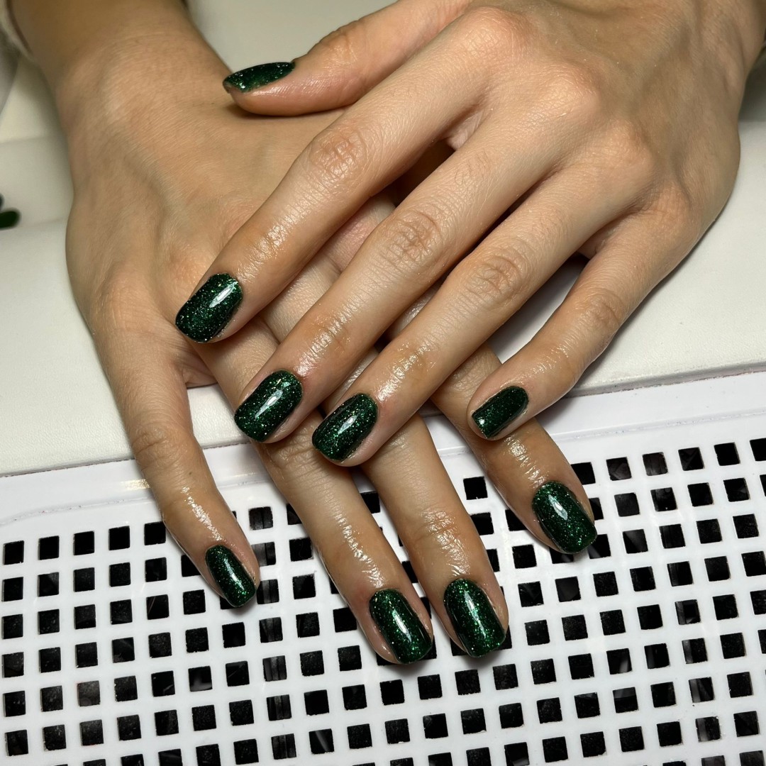 Manikura + trajni lak - Glow Differently, Zagreb Manikura Nokti Manikura, Zagreb, Donji grad - Centar