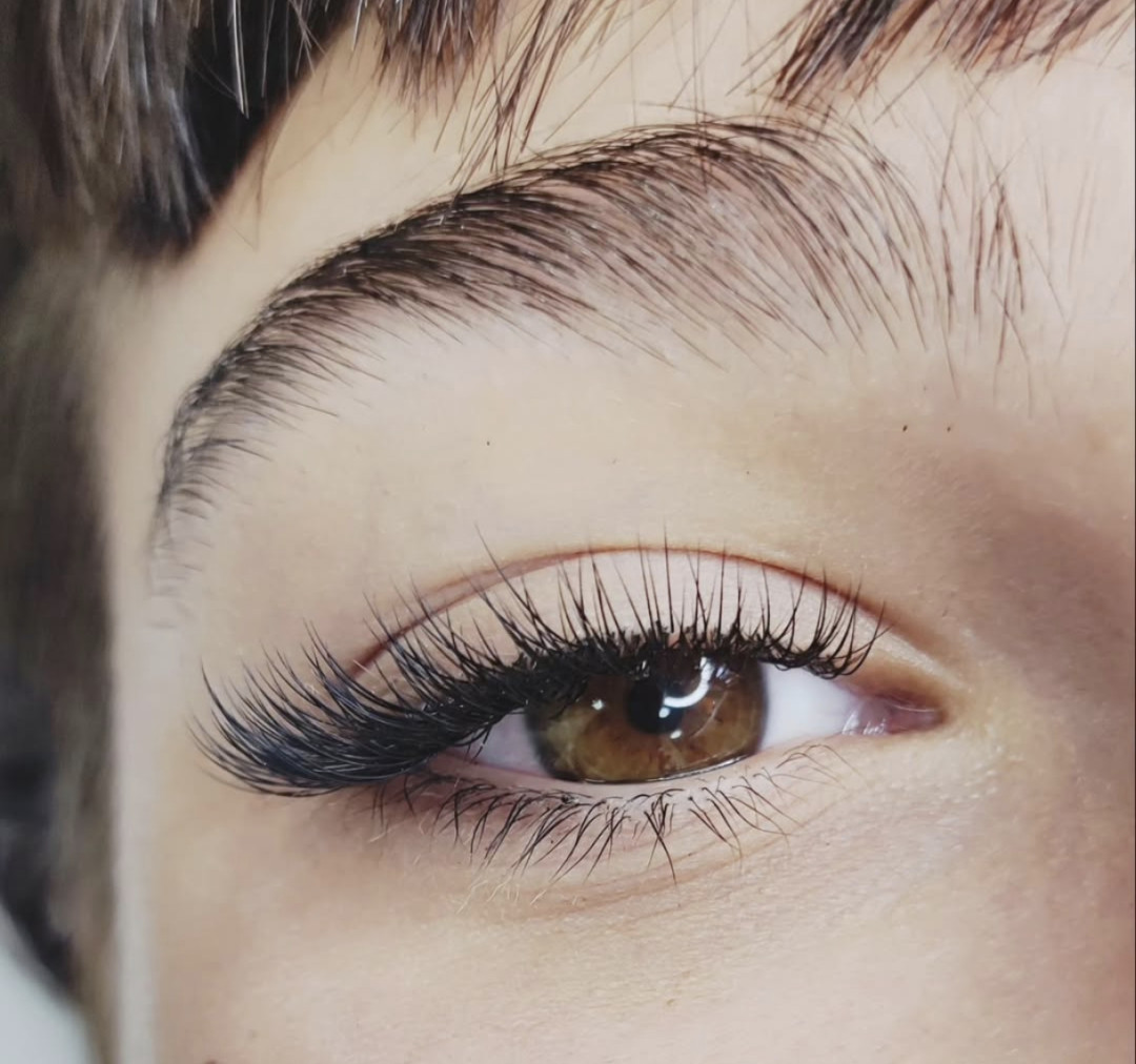 Beauty Studio AnnMarie #zagreb Nadogradnja trepavica Ugradnja klasičnih trepavica