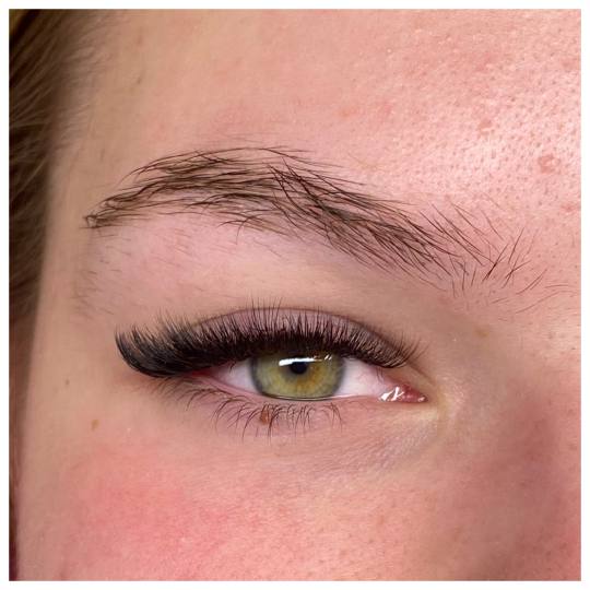 Livi Beauty #zagreb Nadogradnja trepavica Nadopuna volumenskih trepavica