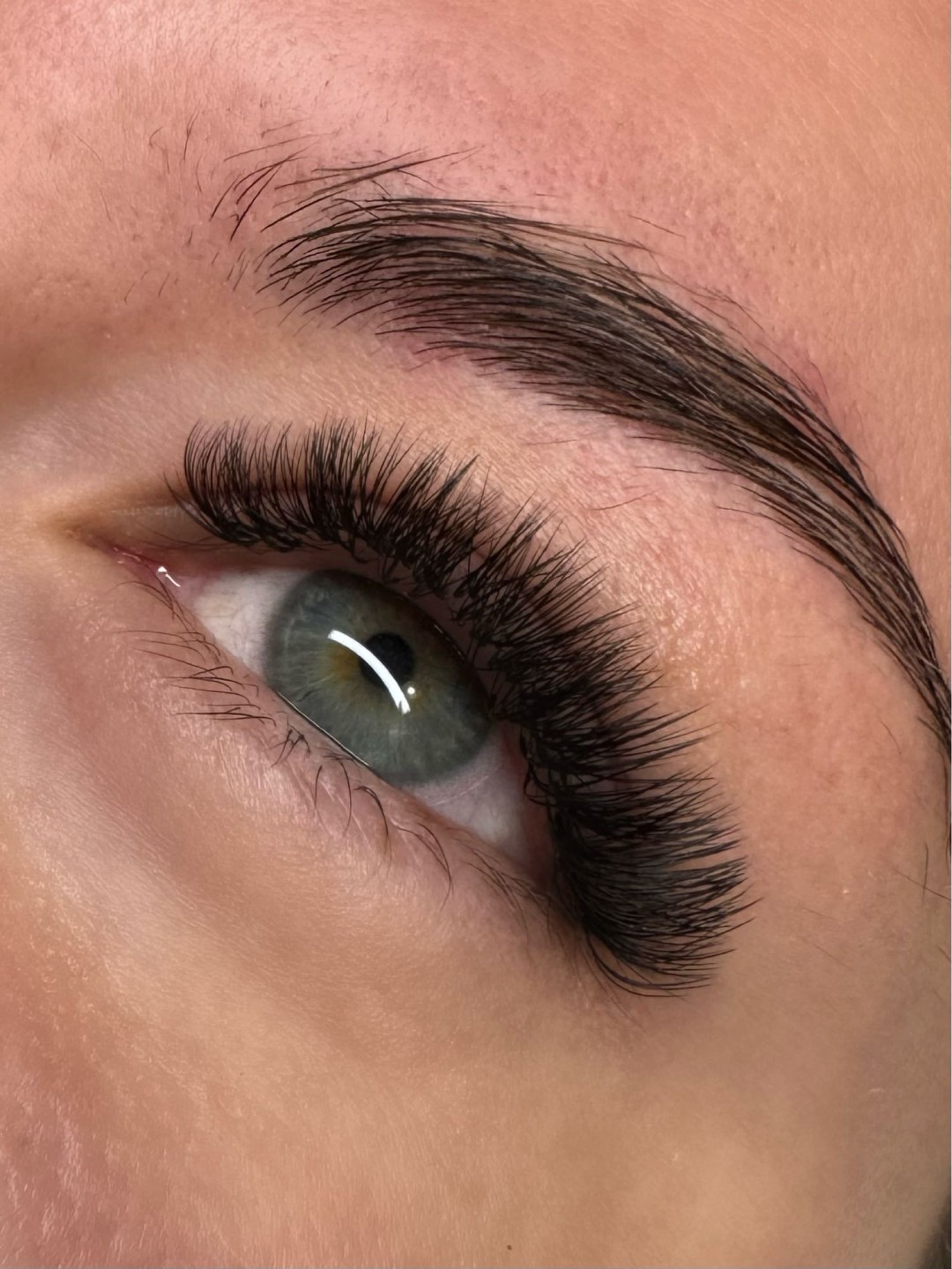 Ugradnja volumenskih trepavica - Moel beauty, Zagreb Nadogradnja trepavica Lice Nadogradnja trepavica, Zagreb, Peščenica – Žitnjak