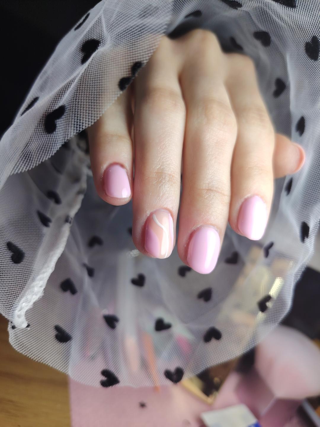 Ojačani trajni lak - ruke - Empire Nails, Zagreb Lakiranje noktiju Nokti Lakiranje noktiju, Zagreb, Donji grad - Centar