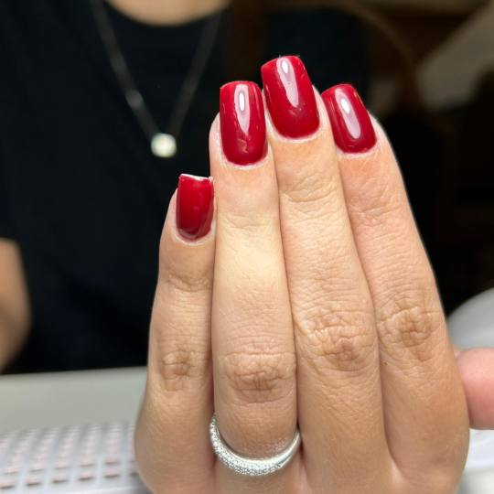 Glow Differently #zagreb Nadogradnja noktiju Ugradnja noktiju - S dužina