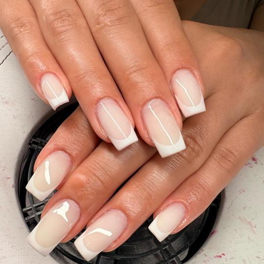 Beauty studio by Doria #zagreb Gel lak Trajni lak - M dužina Dodatak french