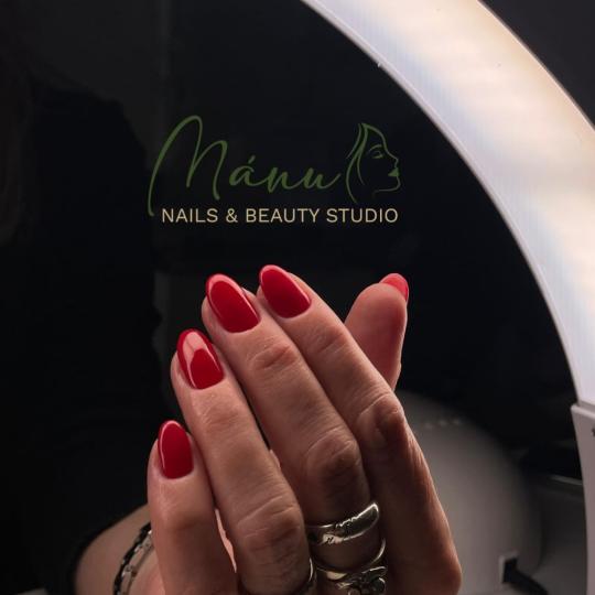 Nails & Beauty Studio Mánu usluga