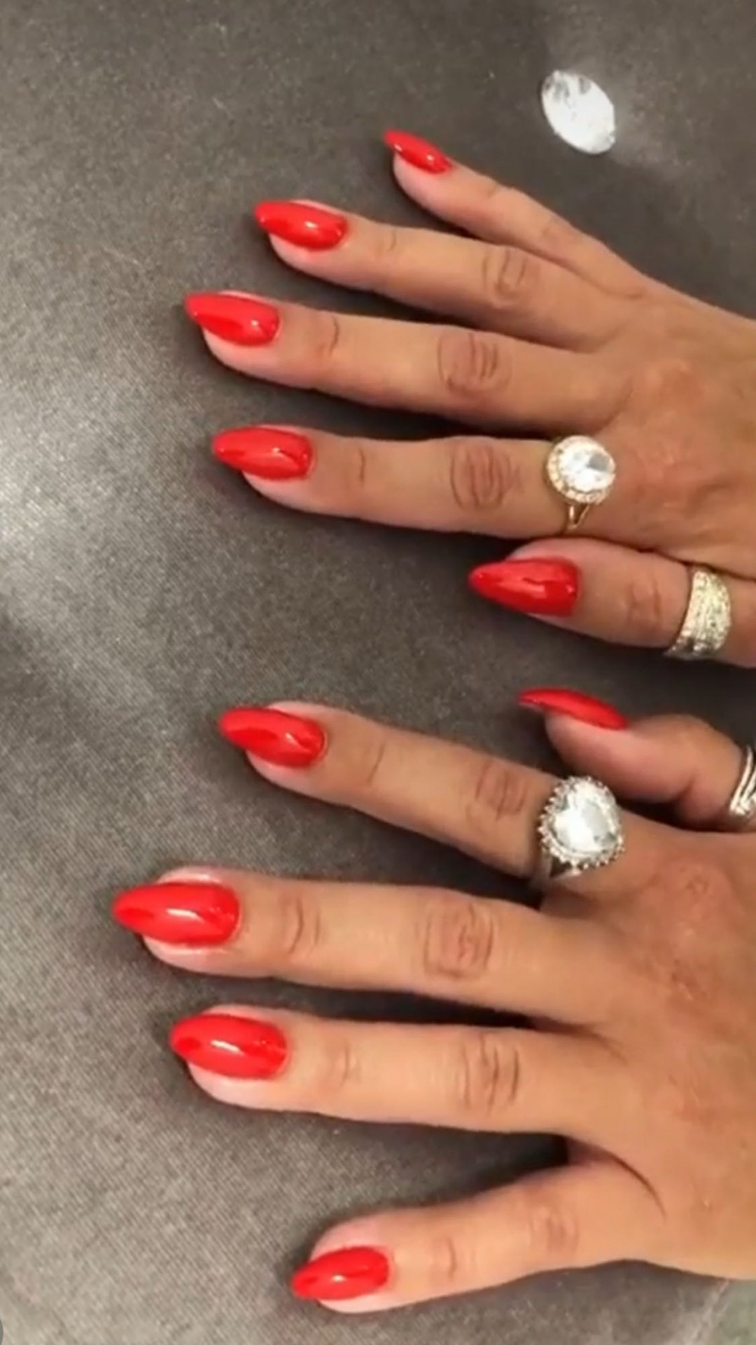 Vision of You 2.0 #zagreb Izlivanje noktiju Njega nogu: lakiranje noktiju s estetskom manikurom