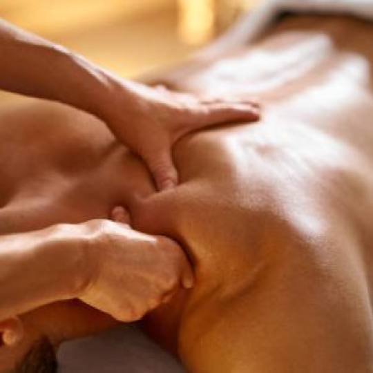 Nails & Beauty Studio usluga