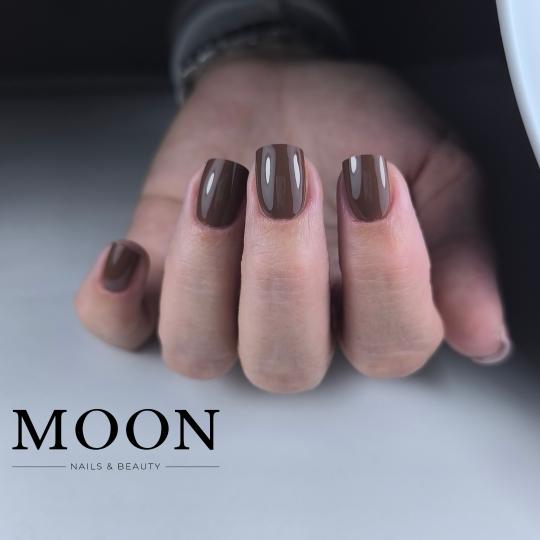 MOON Nails & Beauty usluga