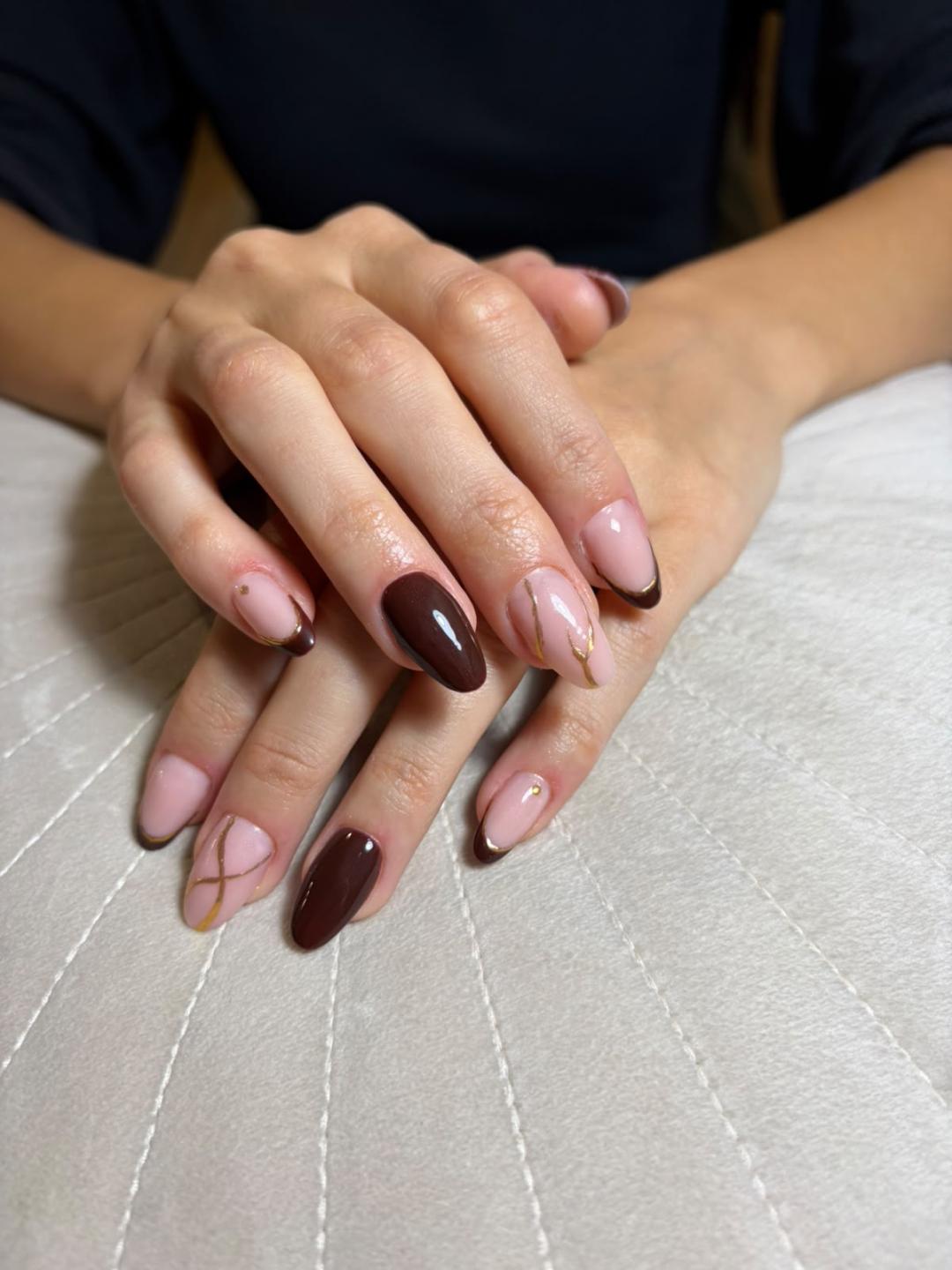 Glow Differently #zagreb Ukrašavanje noktiju Nail art jednostavan - po noktu