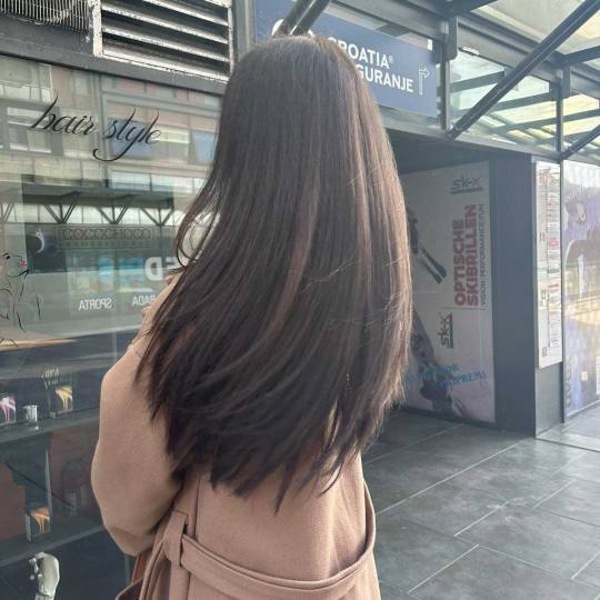 Studio Divas #rijeka Bojanje kose Bojanje cijele dužine - ekstra duga kosa bojanje šišanje fen