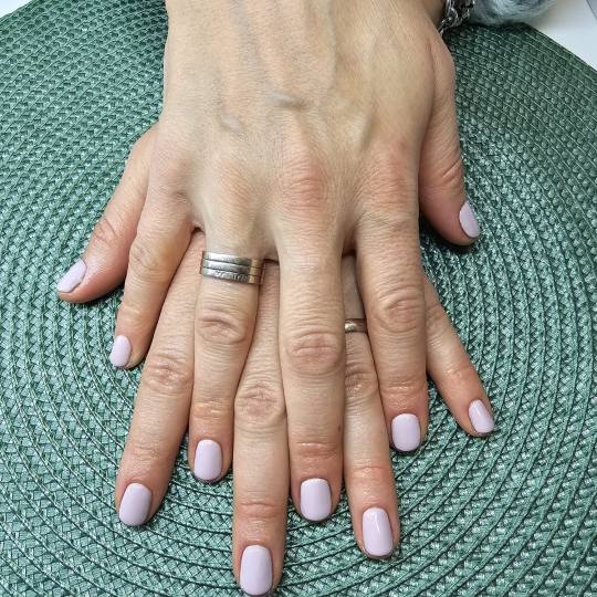 House of Beauty #zagreb Gel lak Trajni lak - ruke Nježnu trajni lak.