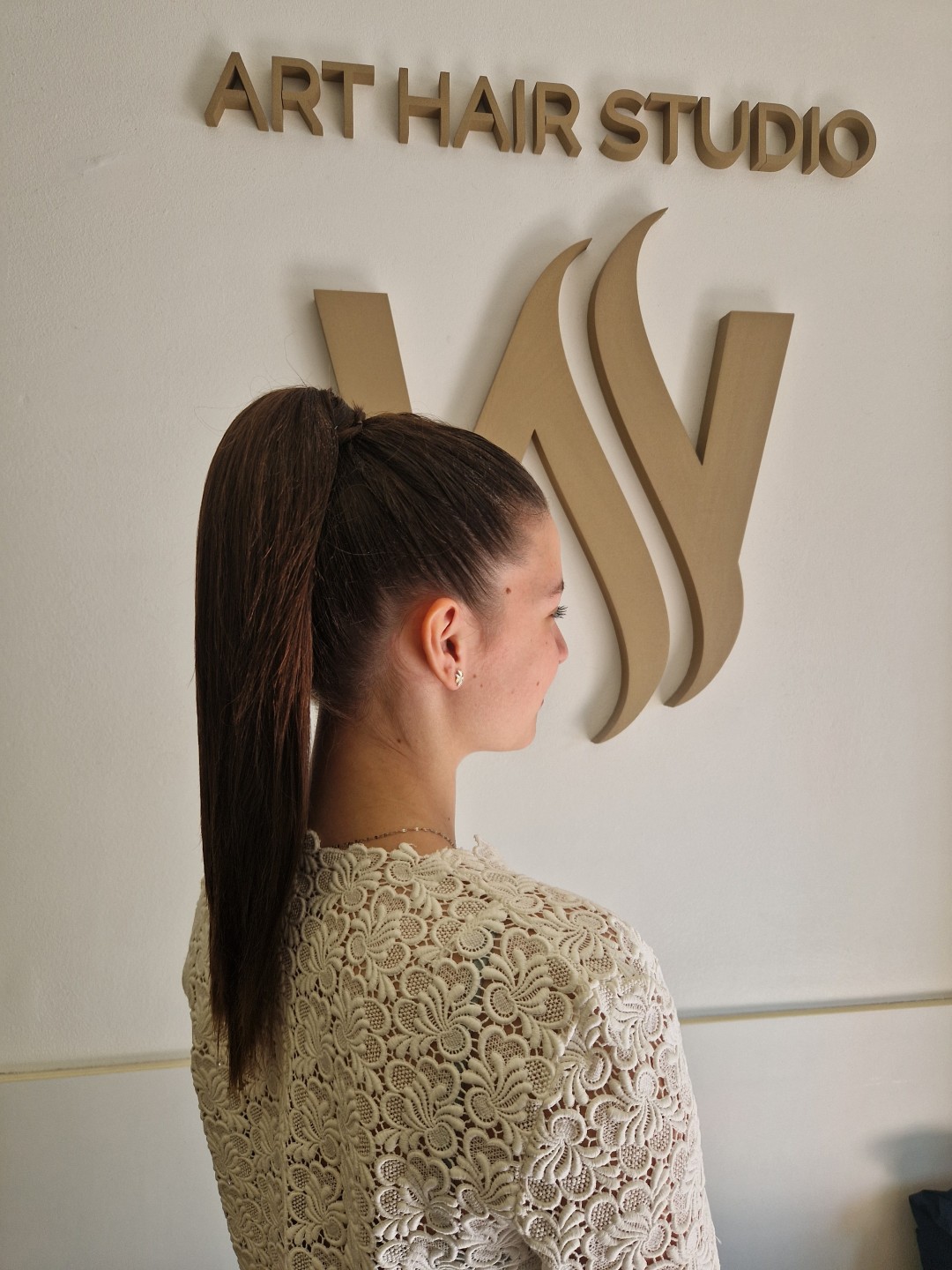 Frizerski salon W #zagreb Svečane i frizure za svadbu Svečana frizura - ekstra duga kosa