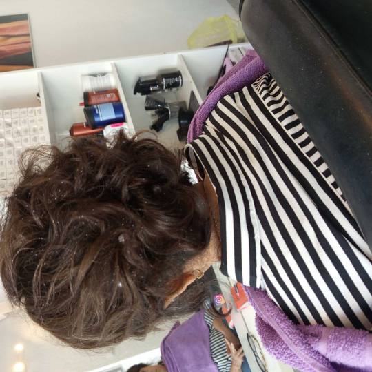 Wikleraj & Frajeraj #zagreb Svečane i frizure za svadbu Svečana frizura dignuta kosa - poluduga ko