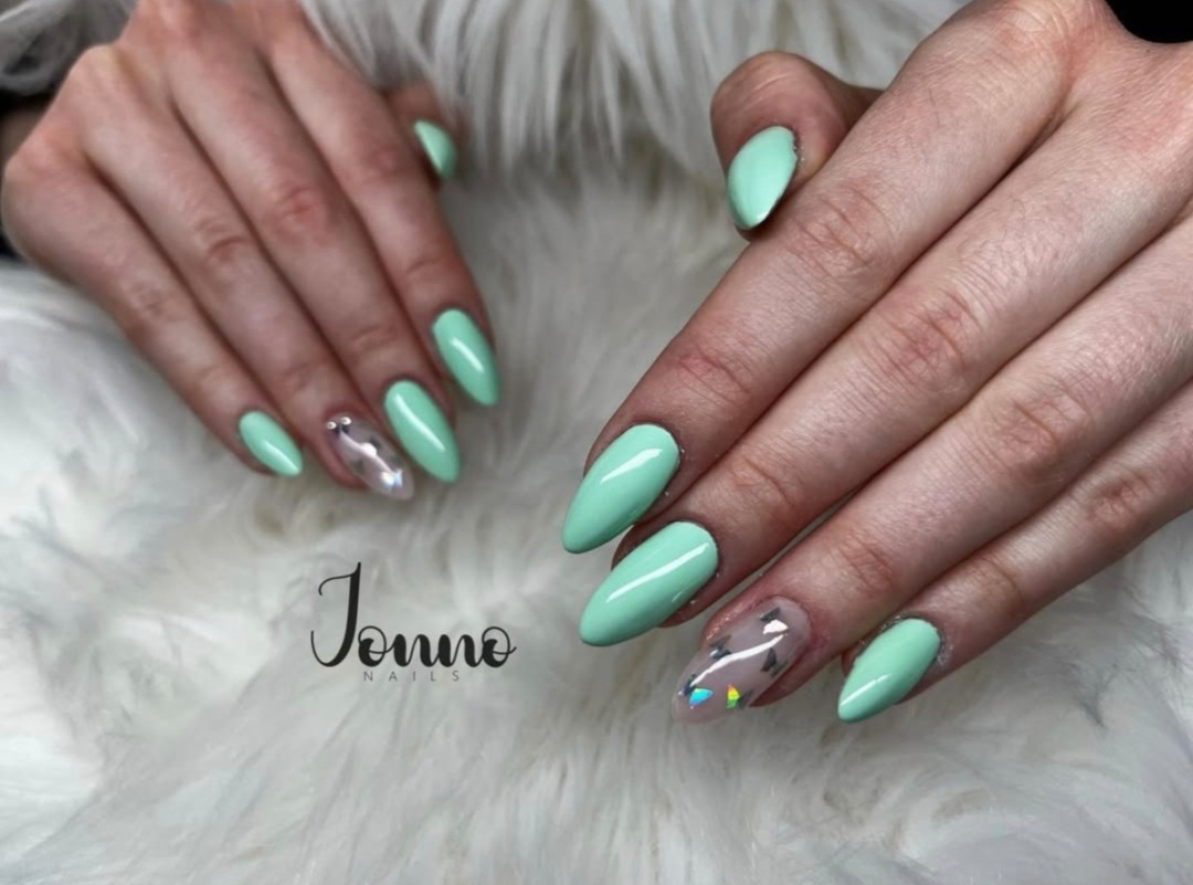 Jonno Nails #zagreb Korekcija noktiju Korekcija noktiju gelom - dužina 2-3