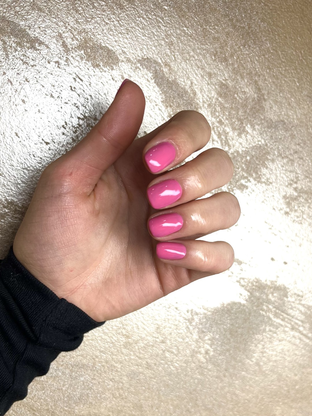 Mia’s Beautique #zagreb Manikura Gradivni trajni lak - ruke