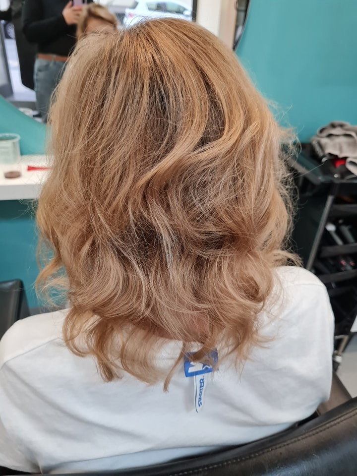 Beauty by Slavica #zagreb Pramenovi Pramenovi na foliju - kosa srednje dužine